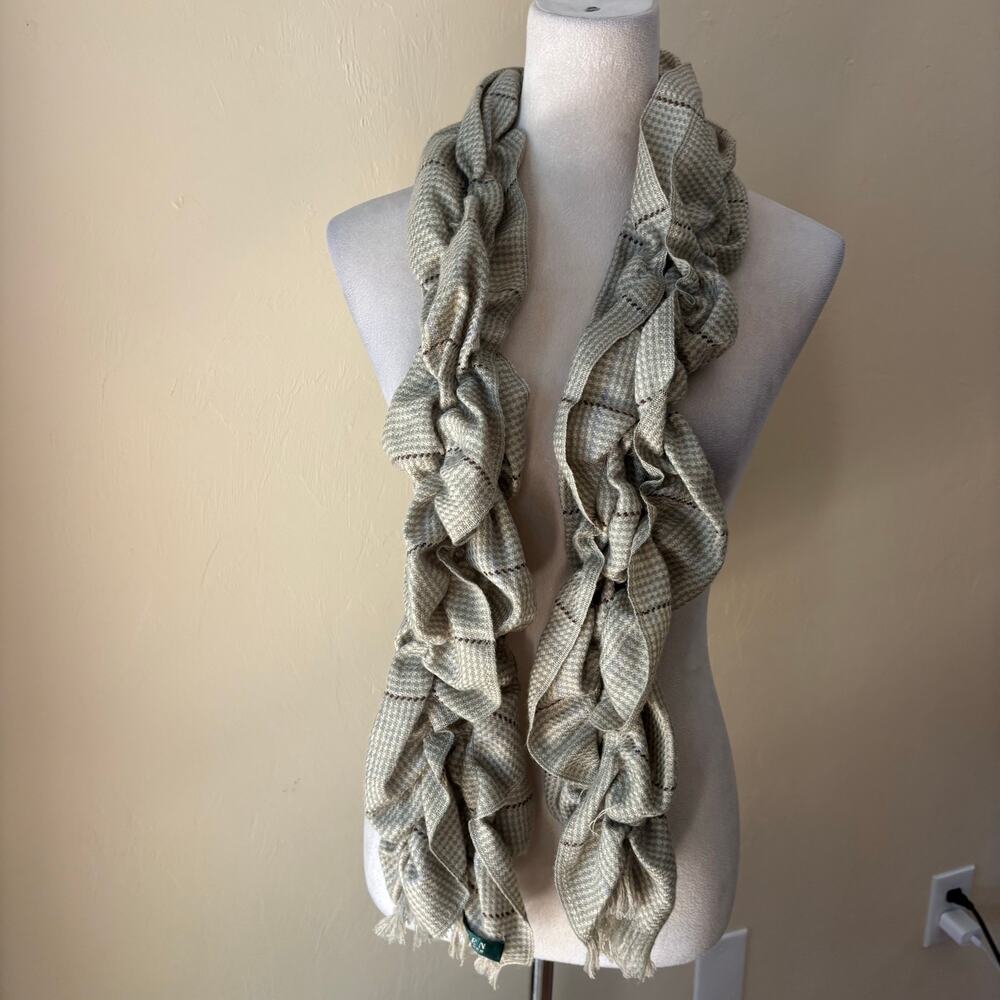 Lauren Ralph Lauren 100% Wool Ruffle Scarf Houndstooth Plaid Green Tan Fringe